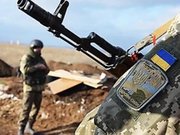 Бойовики на Донбасі 13 разів обстріляли українські позиції