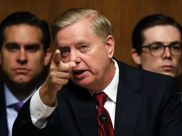 Республіканці в Сенаті засудили рішення про початок процедури імпічменту Трампа