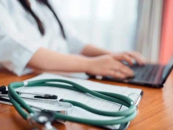 Розмір лікарняних в Україні зріс майже на третину