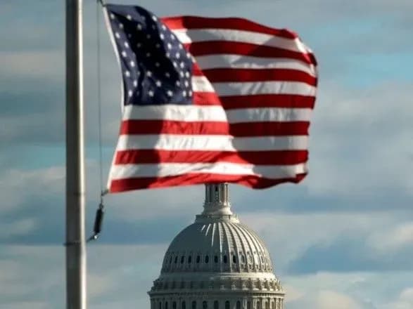 У США відновлюють слухання у справі імпічменту Трампа