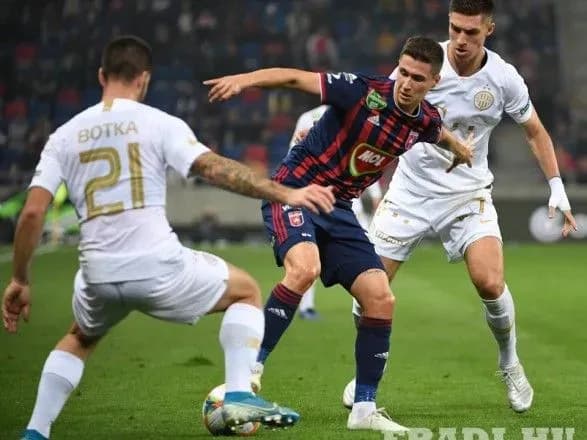 Клуб Реброва завдав поразки лідеру чемпіонату Угорщини