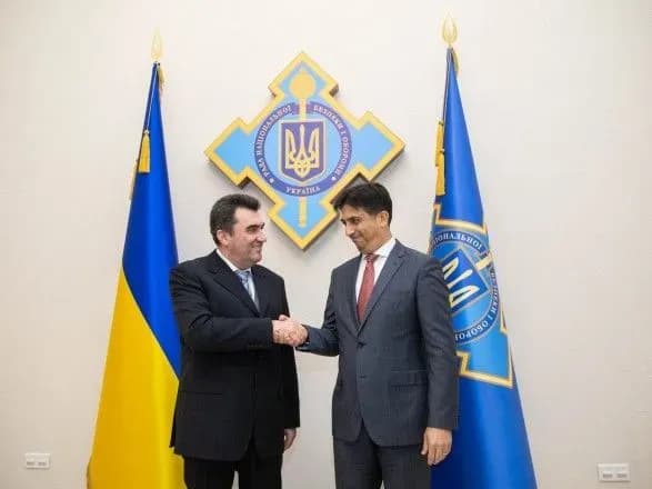 Данілов зустрівся з послом Туреччини: обговорили безпекове і військове співробітництво