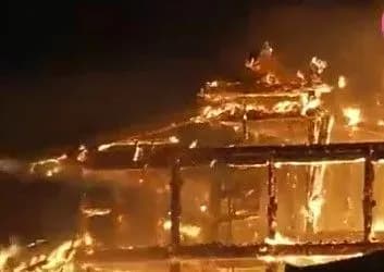 В Японии горит замок из списка ЮНЕСКО