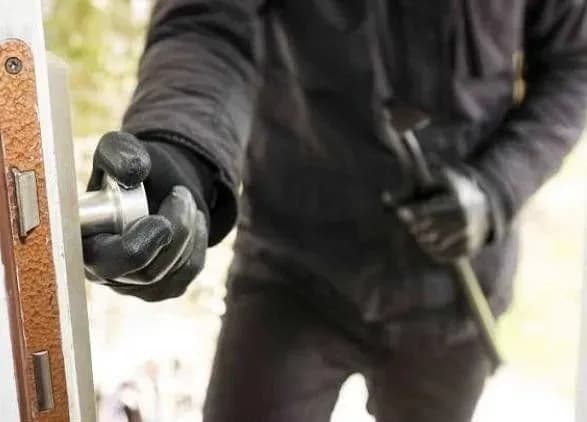 У Полтаві обікрали помешкання прокурора