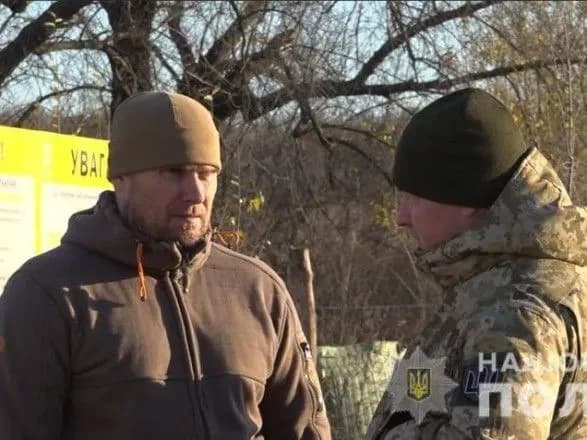 Правопорядок у Золотому охороняють посилені патрулі поліції та Нацгвардія