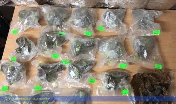 Житель Николаева хотел незаконно переправить в РФ детали к военным кораблям