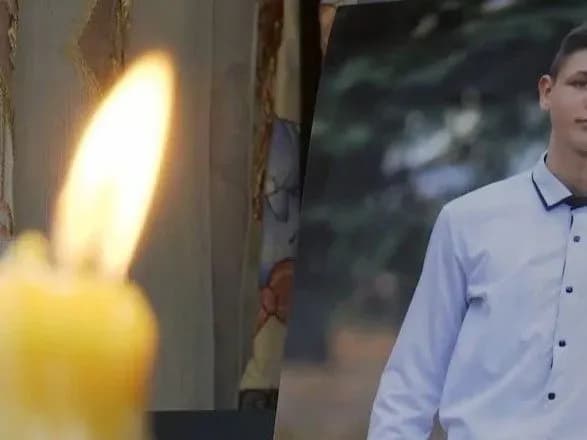 Поліція кинула додаткові сили на розслідування загибелі підлітка під потягом