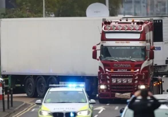 Во Вьетнаме задержали восьмерых подозреваемых в смерти 39 человек, тела которых нашли в грузовике