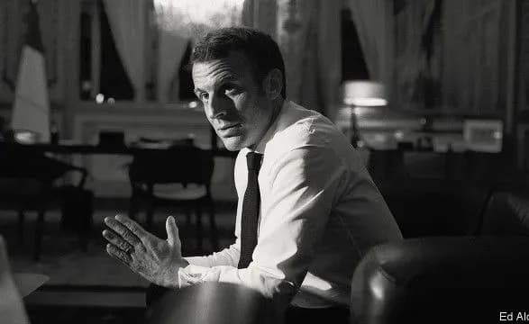 Макрон заявив, що НАТО переживає "смерть мозку"