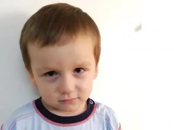 У Києві поліція розшукує батьків побитого 3-річного хлопчика