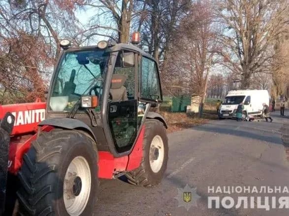 Через загибель 6-річного хлопчика під колесами трактора відкрито два провадження