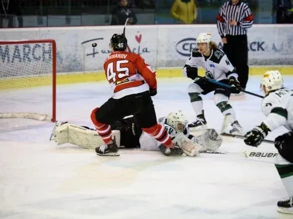 Хет-трик білоруса приніс "Донбасу" першу перемогу у півфіналі Континентального кубку