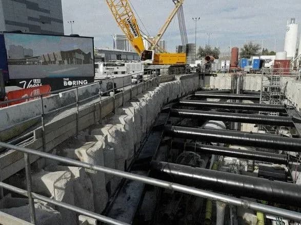 ЗМІ: компанія Маска розпочала буріння швидкісного автомобільного тунелю під Лас-Вегасом