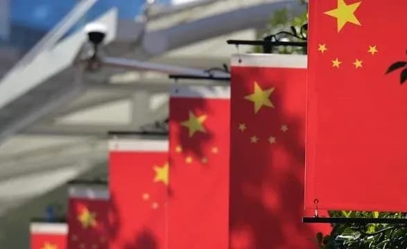 Держрада Китаю змінила главу поліції Гонконгу