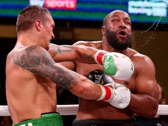 Усик стал приоритетным вариантом для Чисоры - Хэй