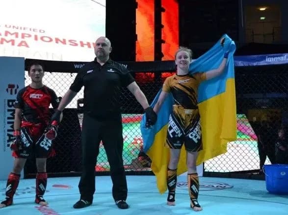 Двоє українців стали чемпіонами світу зі змішаних єдиноборств