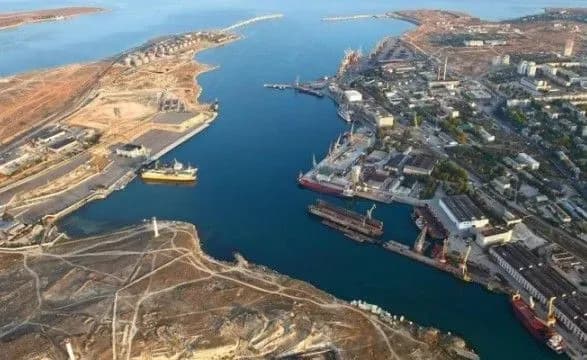 Україна збирається вимагати від РФ понад 1,24 млрд грн за майно в портах Криму