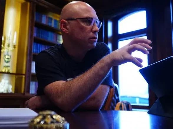 О контрабанде с "контрабандистом": первое большое интервью с Орестом Фирманюком