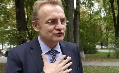 Садовому інкримінують зловживання владою