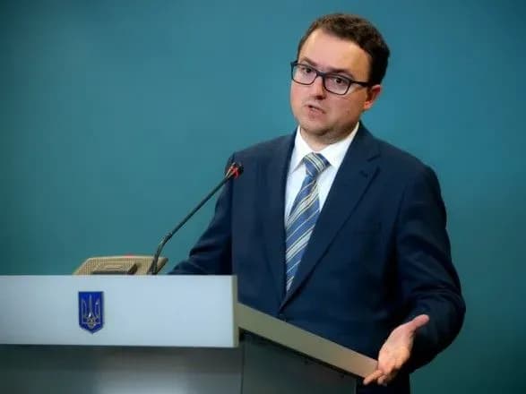 У Зеленського підтримують ідею відкриття на КПВВ із Кримом сервісного центру і автостанції