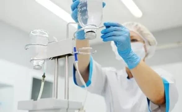 Матір з дітьми на Прикарпатті потрапила до лікарні з отруєнням