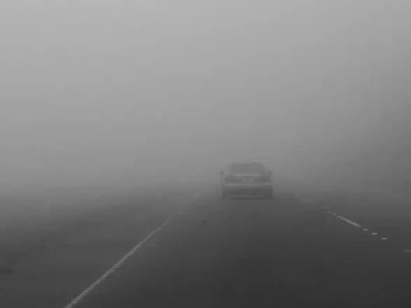 Водіїв попередили про туман та мокрий сніг