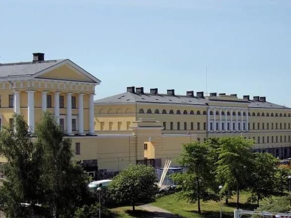 ЗМІ: глава МЗС Фінляндії самотужки намагався вивезти з Сирії дітей фінських бойовиків ІД