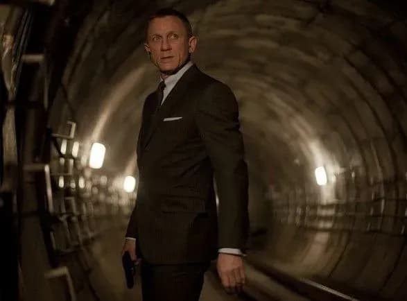 У мережі з'явився перший тізер нового фільму про Джеймса Бонда