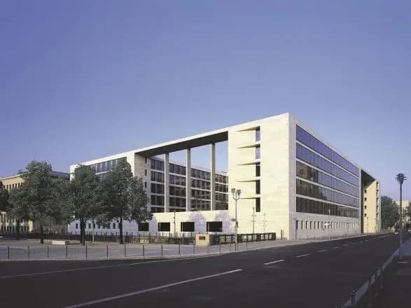 ЗМІ назвали висланих з ФРН дипломатів агентами зовнішньої розвідки Росії