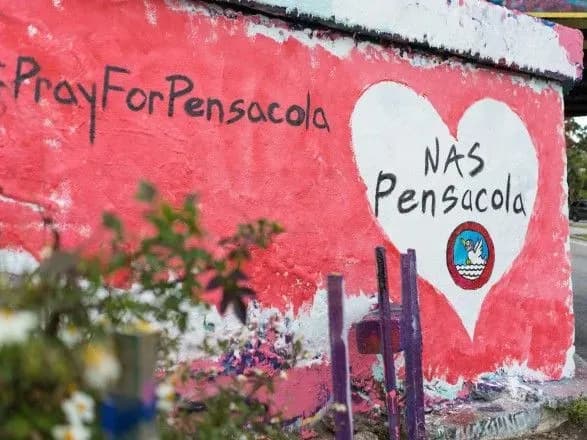 Власти США задержали шесть саудовцев у базы ВМС во Флориде после стрельбы