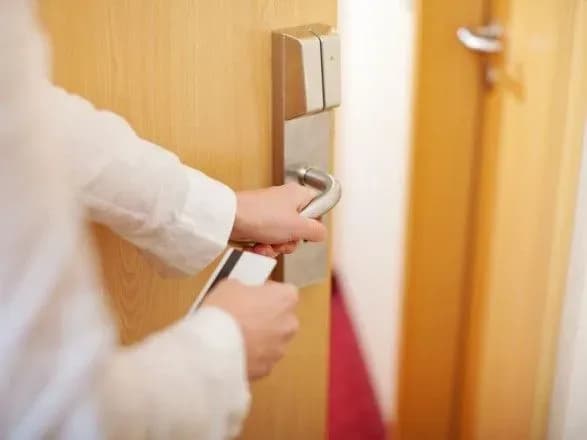 Ділки влаштували готель у держгуртожитку вишу на столичному Печерську