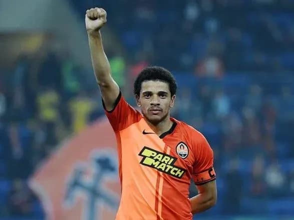 Три клуби зацікавились лідером "Шахтаря"