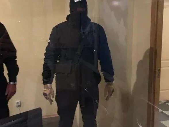 Керівництво держпідприємства викрили в розкраданні коштів на ремонт військових літаків