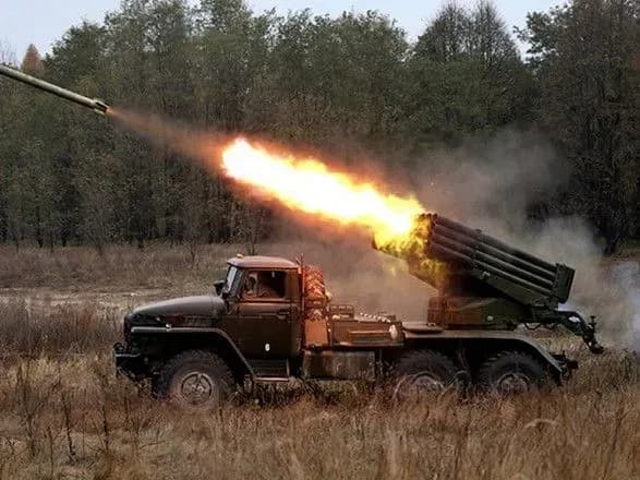 Штаб ООС: бойовики біля лінії відведення розміщують "Гради"