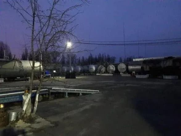 Силовики викрили масштабну схему підробки та збуту пального