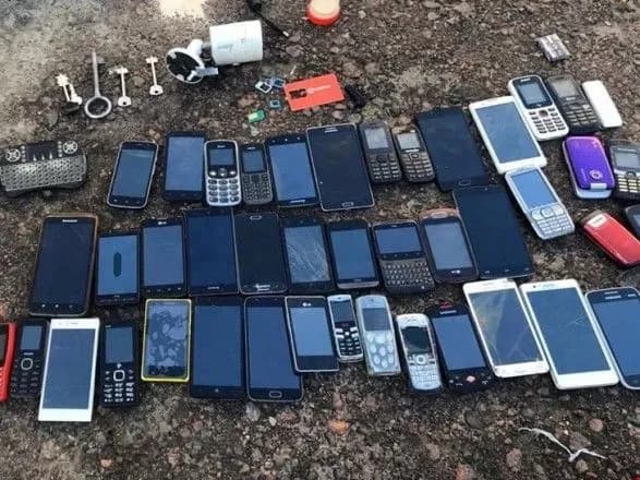 Тайники для запрещенных предметов обнаружили во время очередных обысков в СИЗО в Кропивницком