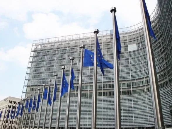 Еврокомиссия не поддержала санкции США против "Северного потока-2"