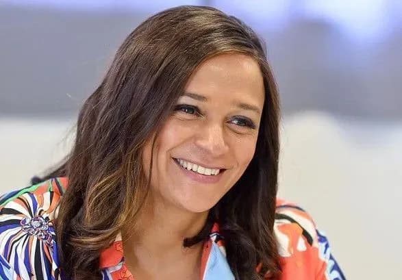 Суд Анголи заарештував активи найбагатшої жінки Африки