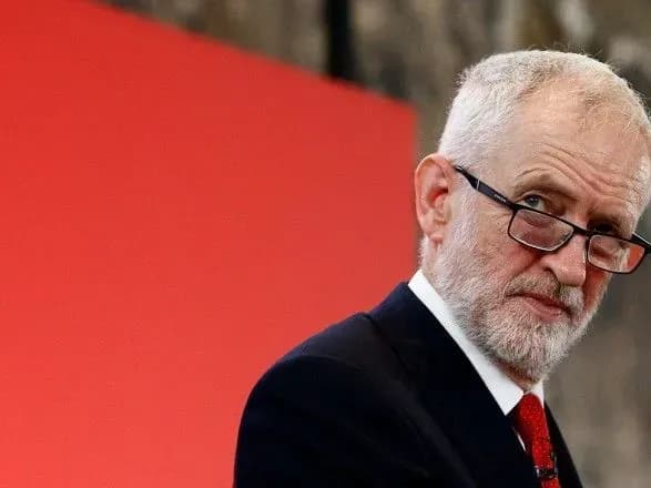 У Британії вимагають терміново зібрати Таємну раду після авіаударів США