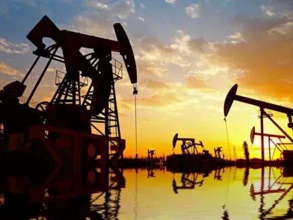 Нафта WTI подорожчала в США до 65 доларів після ракетних обстрілів Ірану