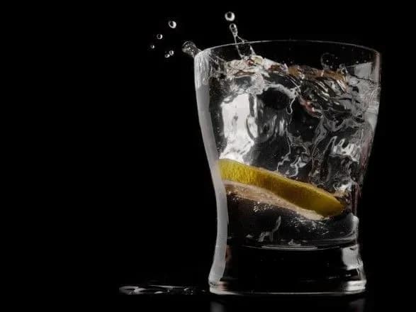 Горілка за мільйон доларів: складено рейтинг ТОП-5 найдорожчих напоїв