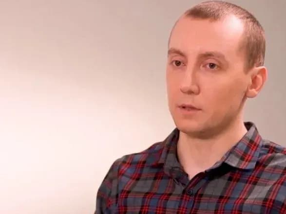 Звільнений з полону журналіст Асєєв передав Зеленському списки полонених для майбутнього обміну