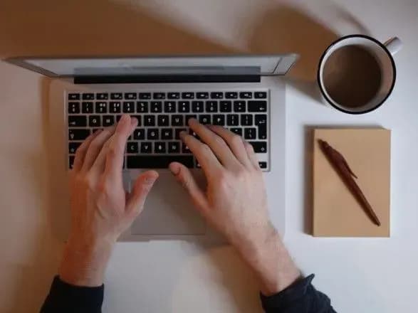 Закон про електронну фінзвітність партій набуває чинності сьогодні