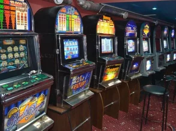 До гральних залів можна буде потрапити лише з 21 року - Разумков