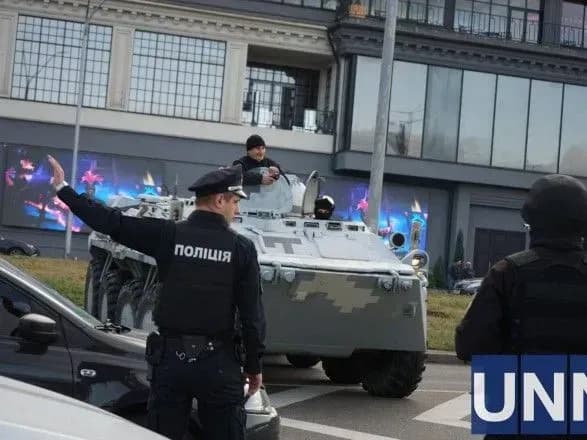 Суд отправил "минера" столичного моста Метро на госпитализацию в психиатрическое учреждение