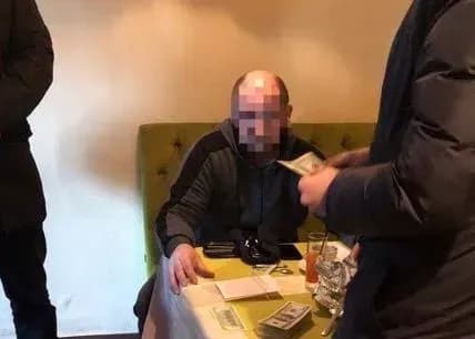 У Києві шахраї за 20 тис. доларів пропонували посаду начальника колонії