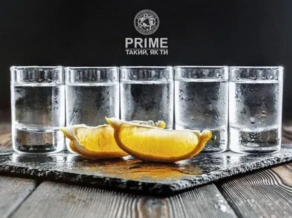 Эксперт объяснил, почему в Украине везут вино, а из Украины - водку
