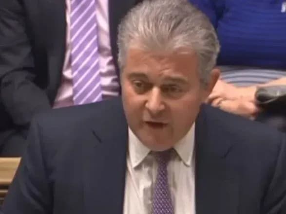 У Великій Британії відповіли щодо скандалу із тризубом: ним зловживають радикали