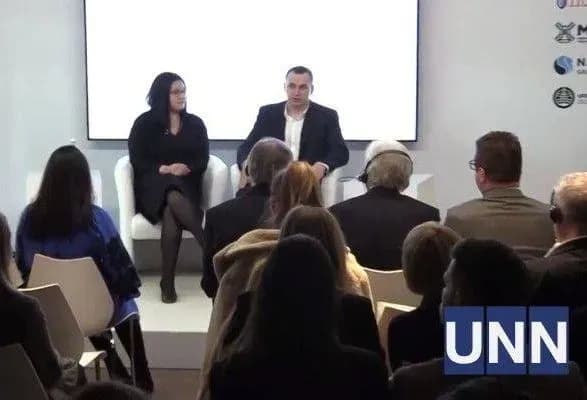 Сенцов у Давосі розповів, як Україна може повернути окуповані Крим та Донбас