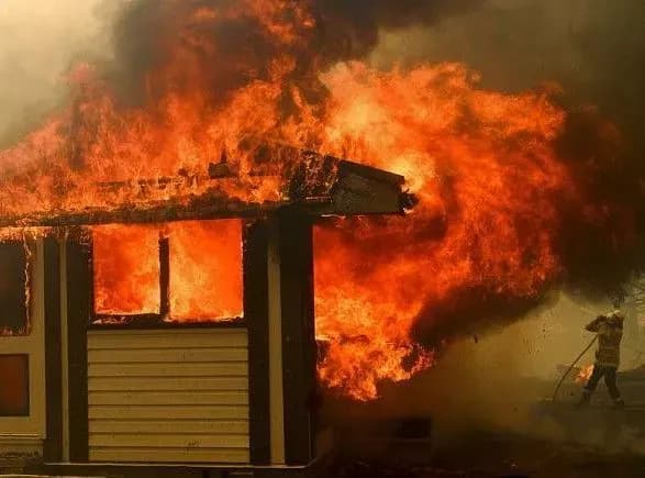 В Австралії під час гасіння пожеж розбився літак, троє загиблих